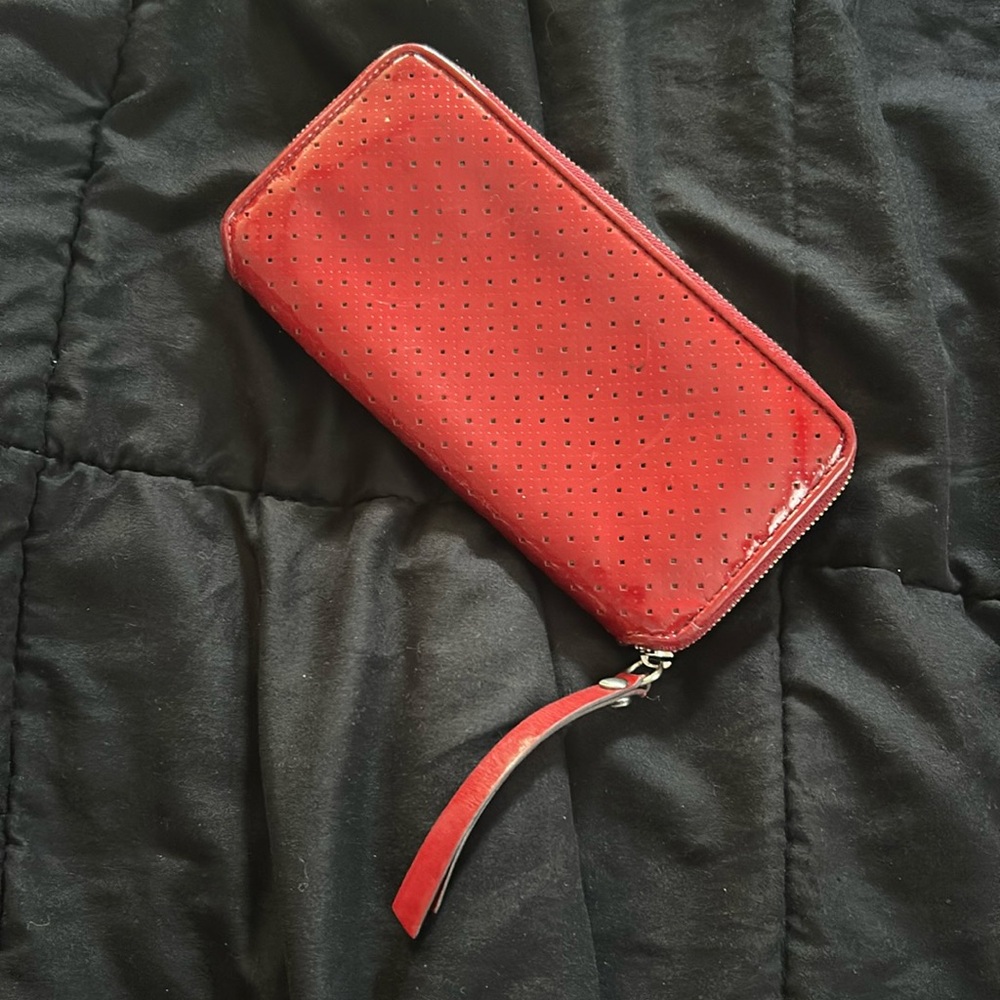 Red Wallet